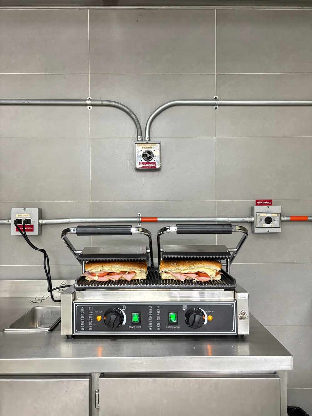 Sanduchera Industrial 2 Platos